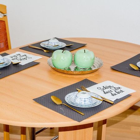 Schoene 2-Raum-Wohnung Im Zentrum Waltershausens 外观 照片