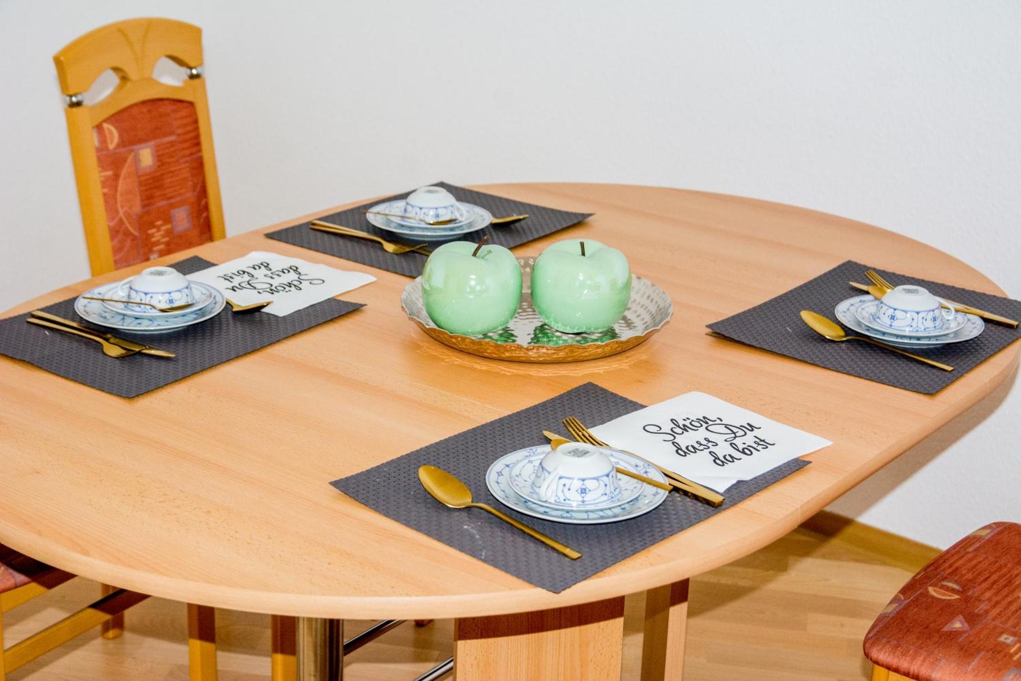 Schoene 2-Raum-Wohnung Im Zentrum Waltershausens 外观 照片