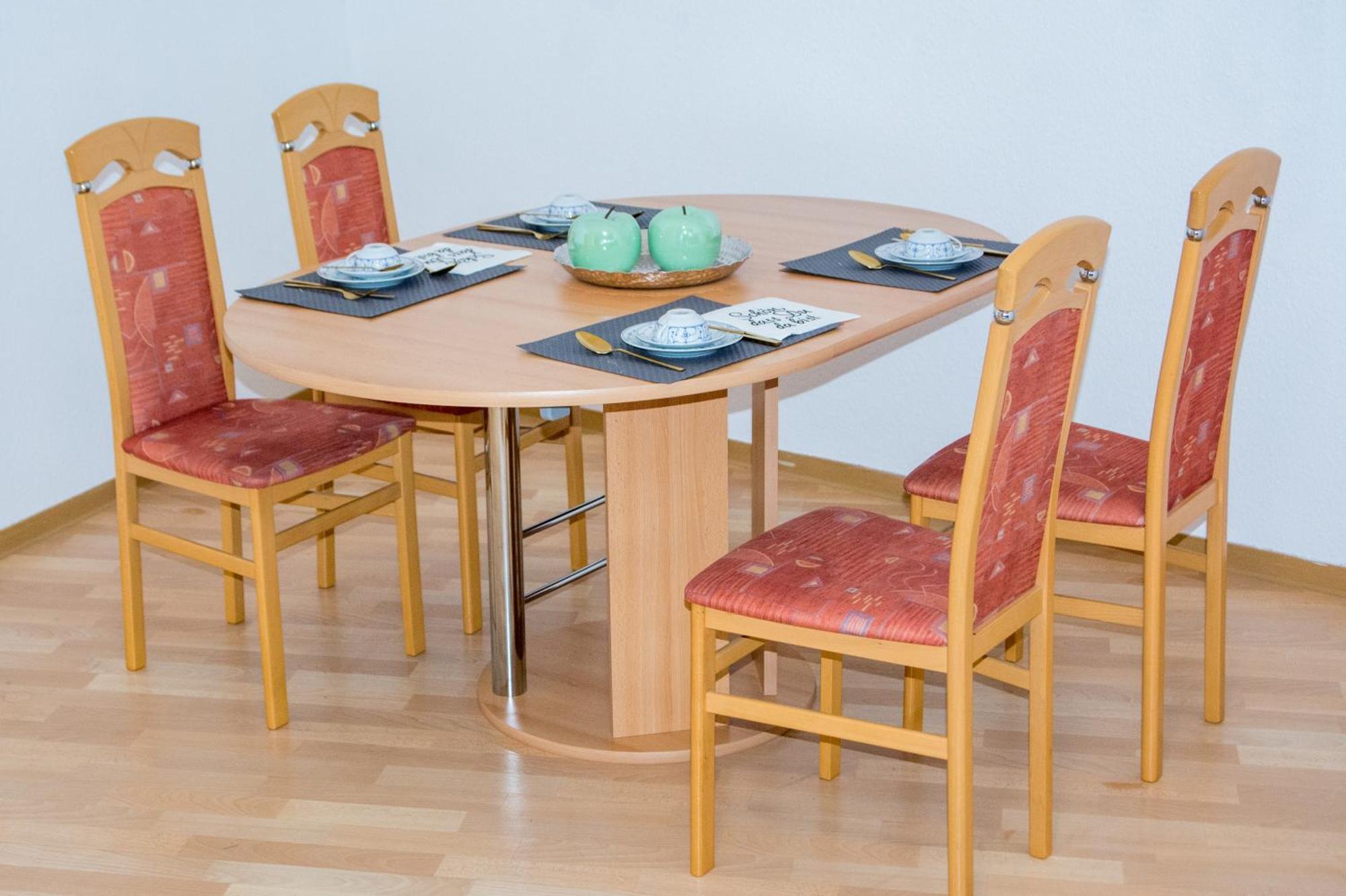 Schoene 2-Raum-Wohnung Im Zentrum Waltershausens 外观 照片